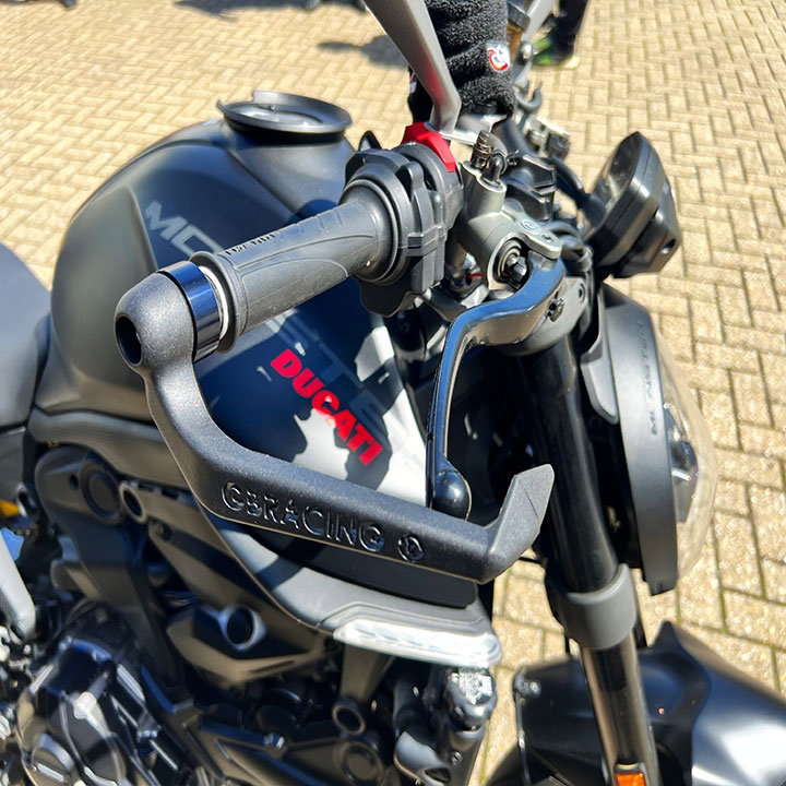 [BLG-18-S10-A160-GBR-001] GBRacing Brake Lever Guard A160 for Ducati Monster 937 - image 1