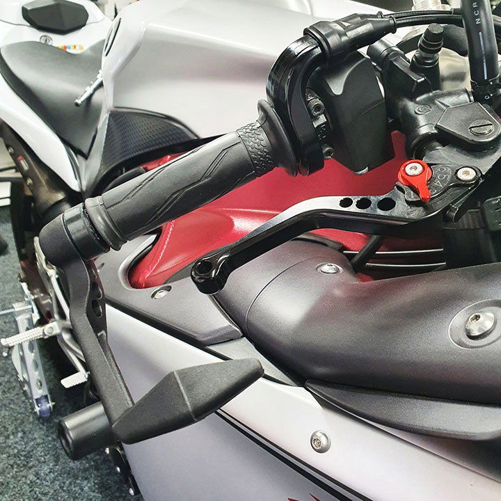 [BLG-R1-2006-GBR-001] GBRacing Brake Lever Guard A160 for Yamaha MT-07 - image 2