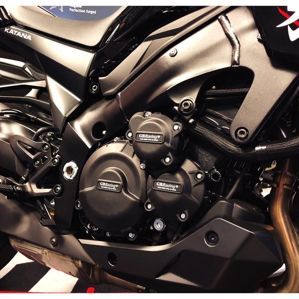[EC-GSXS1000-L5-2-GBR] GBRacing Gearbox / Clutch Cover for Suzuki GSX-S 1000 Katana - image 1