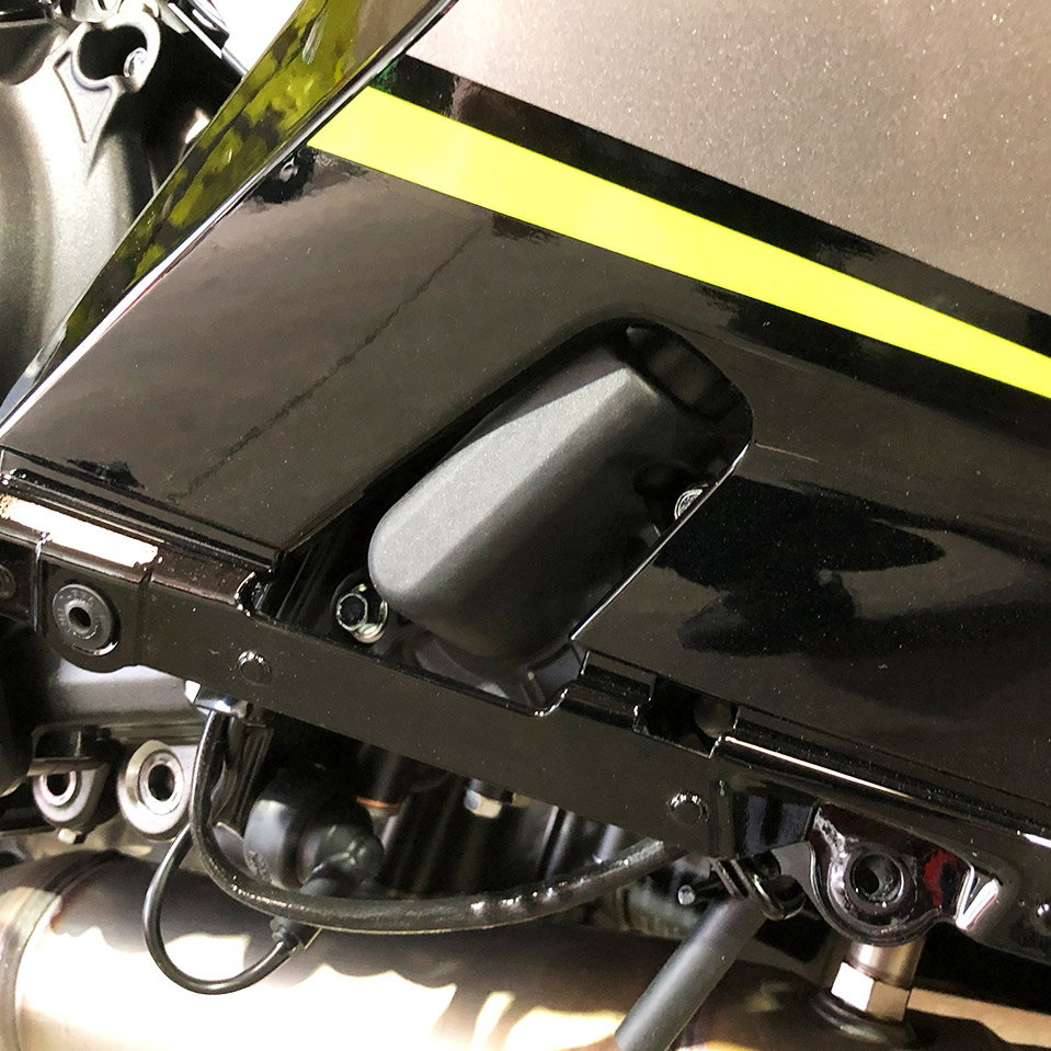 [EC-ZXR400-2018-5-GBR] GBRacing Water Pump Case Cover for Kawasaki Ninja 400 500 - image 1