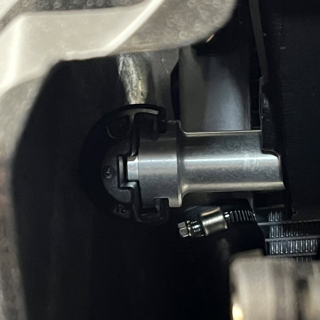 [FS-R9-2025-R] GBRacing Bullet Frame Sliders (Race) for Yamaha YZF-R9 - image 1