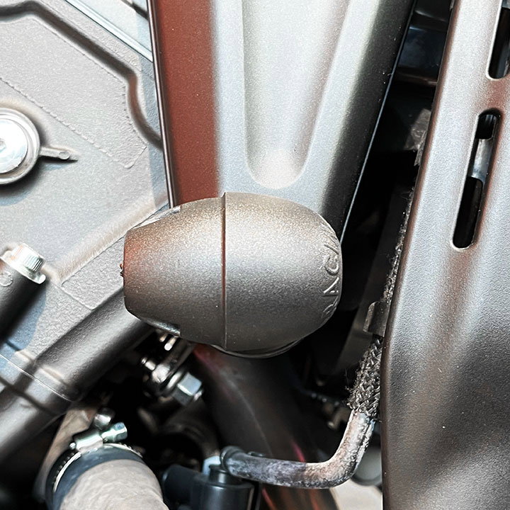 [FS-XSR900-2022-S] GBRacing Bullet Frame Sliders (Street) for Yamaha XSR900 2022 - image 2