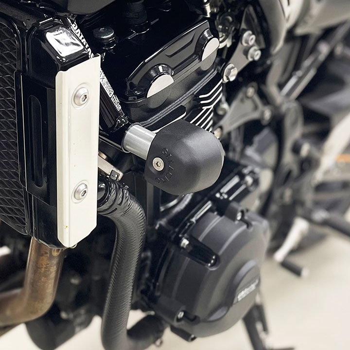 [FS-Z900-2017-XL-001] GBRacing XL Bullet Frame Sliders for Kawasaki Z900 - image 1