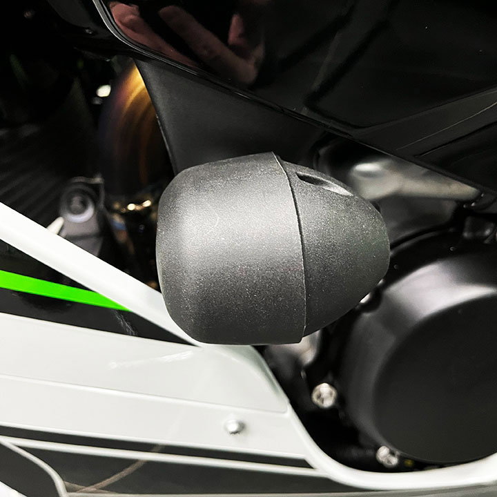 [FS-ZX10-2011-XL-001] GBRacing XL Bullet Frame Sliders for Kawasaki Ninja ZX-10R - image 2