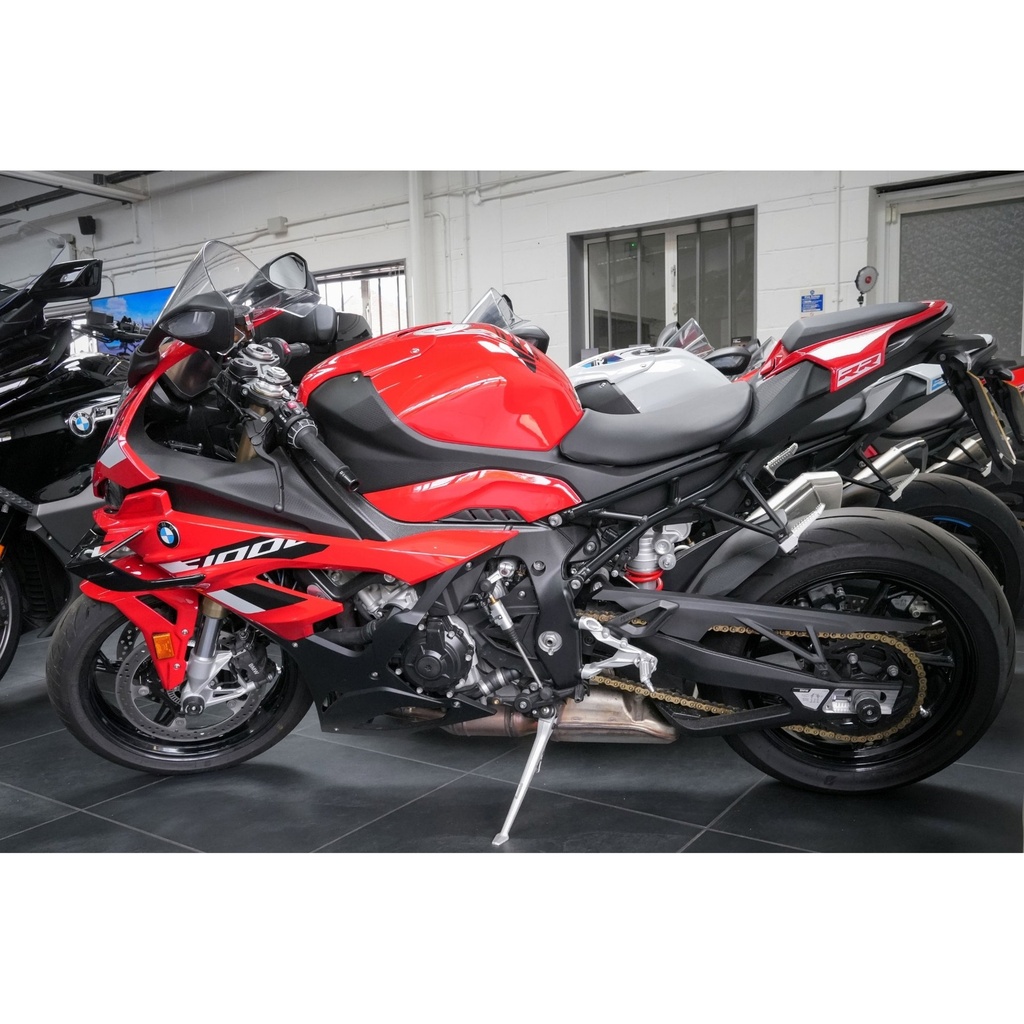 [GSP-22-16-45-010] GBRacing Rear RHS Spindle Protector for Yamaha MT-10 - image 1