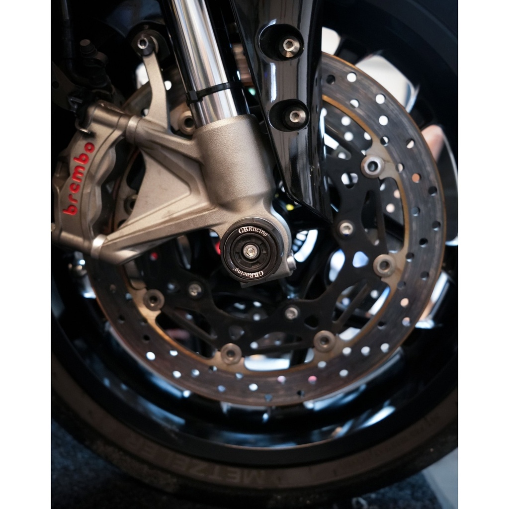 [GSP-R1-2024-SET-003] GBRacing Spindle Protector Set for Yamaha YZF-R9 - image 1